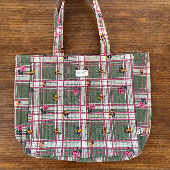 new Petit Sézane limited edition soft quilted tote bag olive green plaid floral - Picture 2 of 4